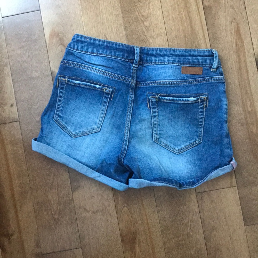 Jean shorts - Picture 3 of 3